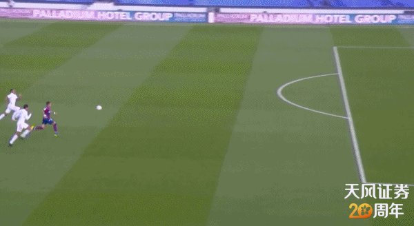 1612023881480040961.gif
